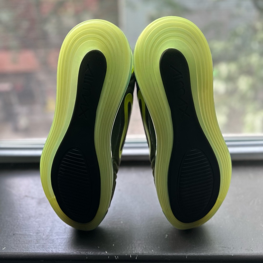 Nike Black and Green Performance Sneakers Brand New(no box) - Picture 3 of 3